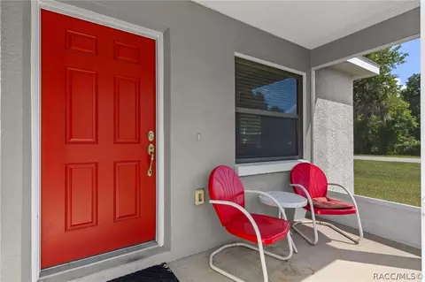 Exterior - 4826 E Amherst St, Hernando, FL 34442 photo 5 of 9