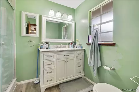 Bath - 1931 SE 39th St, Ocala, FL 34480 photo 3 of 4