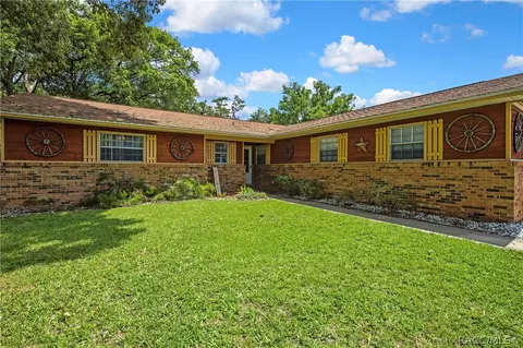 1931 SE 39th St, Ocala, FL 34480