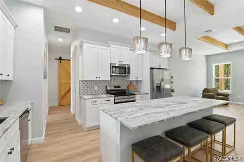 Kitchen - 3968 N Indianhead Rd, Hernando, FL 34442 photo 3 of 4