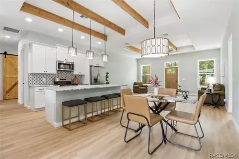 Dining - 3968 N Indianhead Rd, Hernando, FL 34442 photo 2 of 2