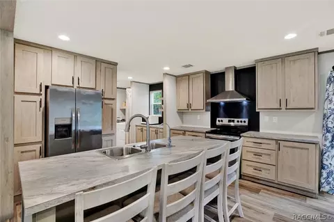 2845 N Lakefront Dr, Hernando, FL 34442 photo 5