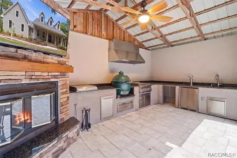 Kitchen - 91 S School Ave, Lecanto, FL 34461 photo 6 of 6