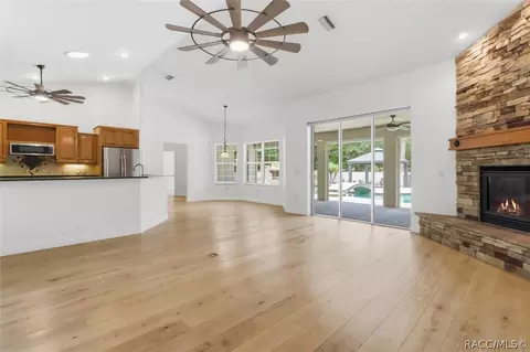 Living - 91 S School Ave, Lecanto, FL 34461 photo 2 of 4