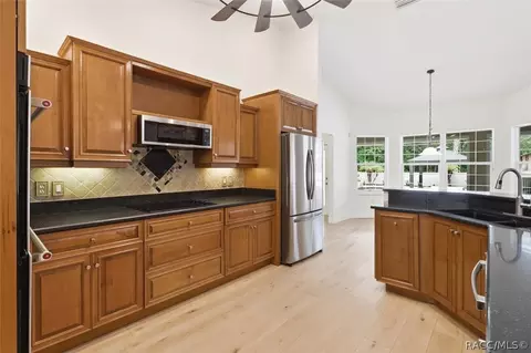 Kitchen - 91 S School Ave, Lecanto, FL 34461 photo 2 of 6