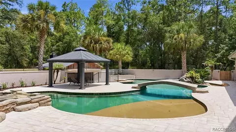 Exterior - 91 S School Ave, Lecanto, FL 34461 photo 2 of 22