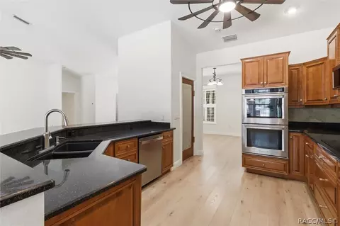Kitchen - 91 S School Ave, Lecanto, FL 34461 photo 4 of 6