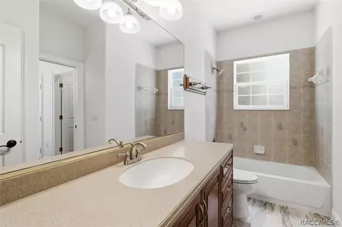 Bath - 91 S School Ave, Lecanto, FL 34461 photo 2 of 4