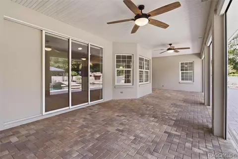 Exterior - 91 S School Ave, Lecanto, FL 34461 photo 7 of 22