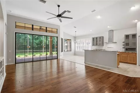 Living - 653 W Doerr Path, Hernando, FL 34442 photo 2 of 7