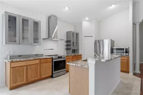 Kitchen - 653 W Doerr Path, Hernando, FL 34442 photo 6 of 6