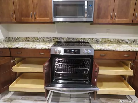 Kitchen - 6229 SE 12th Pl, Ocala, FL 34470 photo 5 of 5