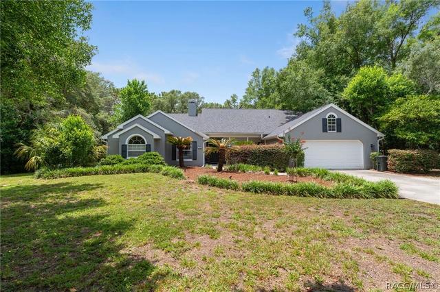2460 W Pine Ridge Blvd, Beverly Hills, FL 34465