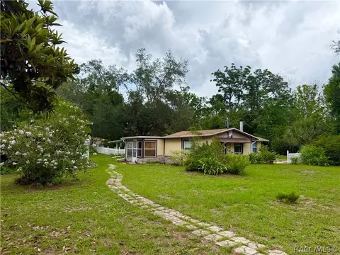 202 S Central Ave, Inverness, FL 34452