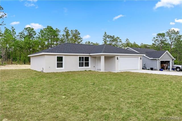 24013 NW Tamarind Ln, Dunnellon, FL 34431
