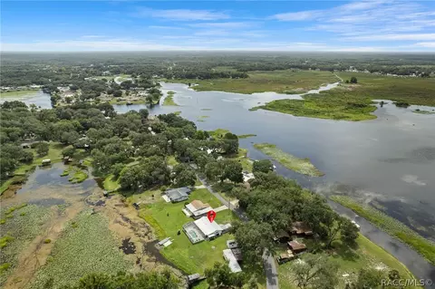 8723 E Aquarius Dr, Inverness, FL 34450