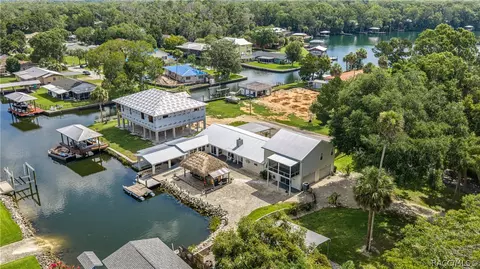 4216 S Marva Ter, Homosassa, FL 34448