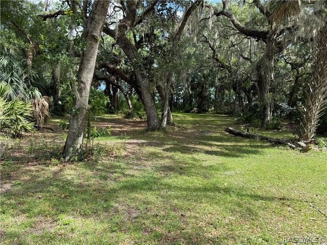 5191 E Parsons Point Rd, Hernando, FL 34442