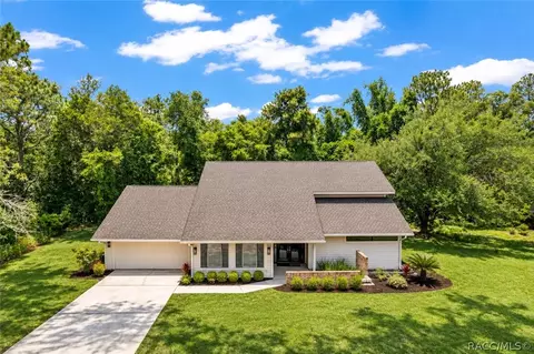 10 Sycamore Ct S, Homosassa, FL 34446
