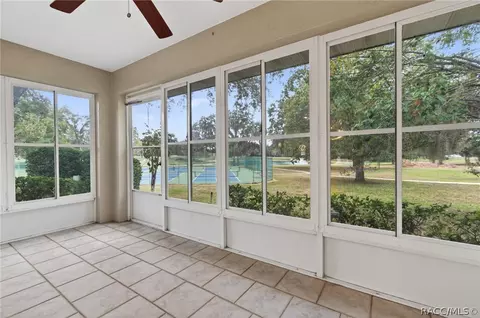 Exterior - 1603 N Foxboro Loop, Crystal River, FL 34429 photo 3 of 11