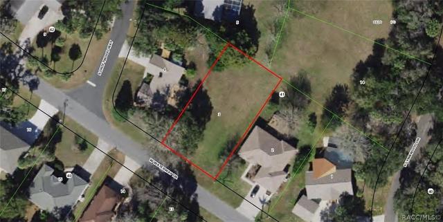 11485 W Waterway Dr, Homosassa, FL 34448