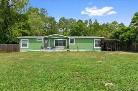 7927 W Cyprian Ct, Homosassa, FL 34448