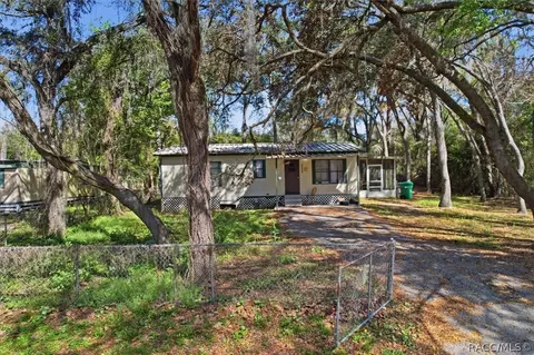 6355 W Tangerine Ln, Crystal River, FL 34429