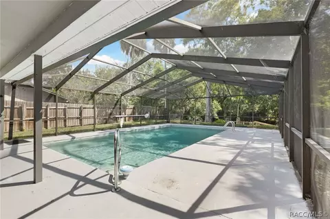 Exterior - 30 River Trail Dr, Inglis, FL 34449 photo 11 of 18