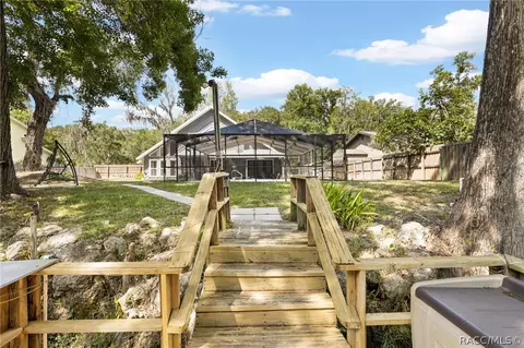 Exterior - 30 River Trail Dr, Inglis, FL 34449 photo 8 of 18