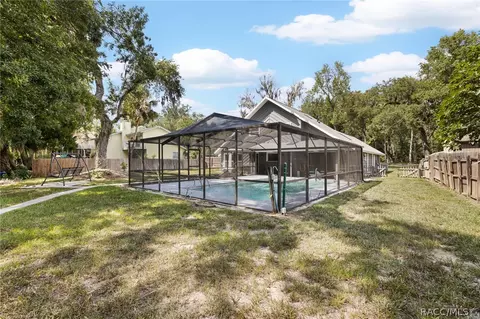 Exterior - 30 River Trail Dr, Inglis, FL 34449 photo 12 of 18