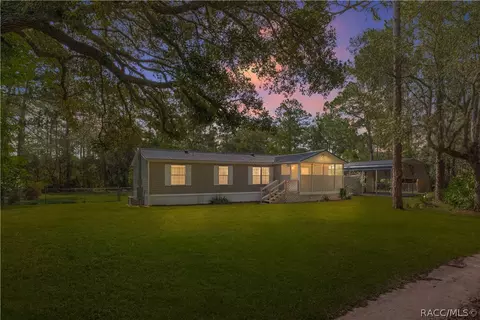 5573 S Will Pt, Homosassa, FL 34446