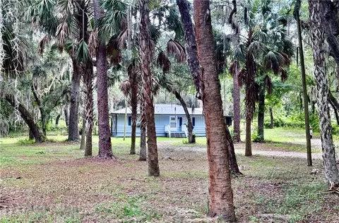 Exterior - 271 Hudson St, Inglis, FL 34449 photo 3 of 11