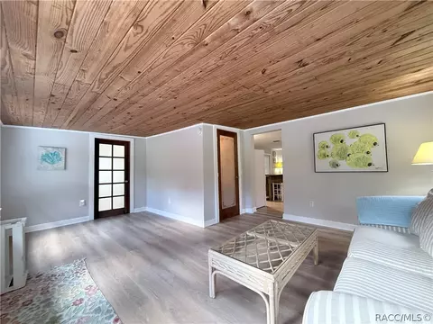 Living - 271 Hudson St, Inglis, FL 34449 photo 3 of 4