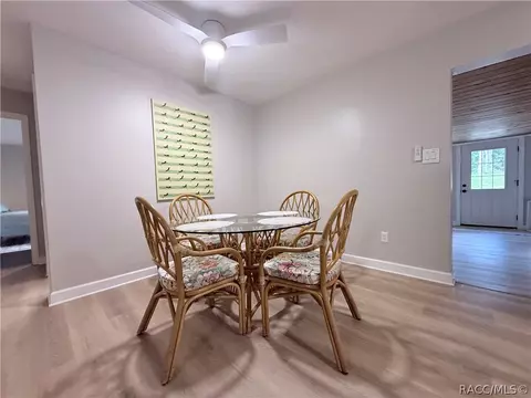 Dining - 271 Hudson St, Inglis, FL 34449 photo 2 of 2