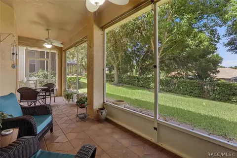 Exterior - 984 W Silver Meadow Loop, Hernando, FL 34442 photo 5 of 10