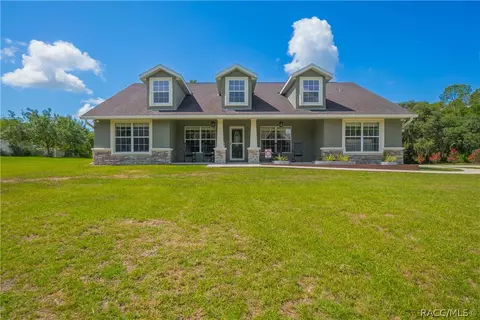 4618 E Stallion Ln, Inverness, FL 34452