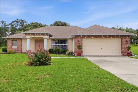 3741 W Giraffe Dr, Dunnellon, FL 34433