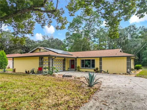 23 Sweetgum Ct S, Homosassa, FL 34446