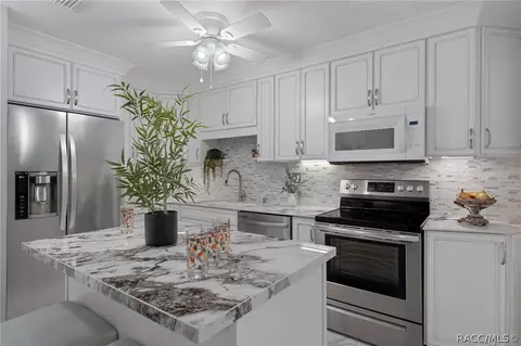 2400 Forest Dr #222, Inverness, FL 34453