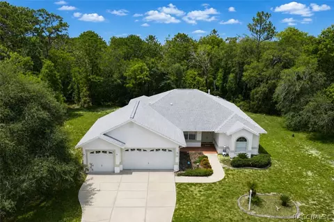 16 E Primula Ct, Homosassa, FL 34446
