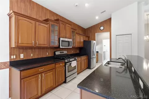 Kitchen - 1683 N Shadowview Path, Hernando, FL 34442 photo 1 of 5