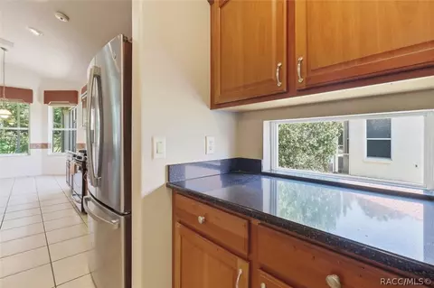 Kitchen - 1683 N Shadowview Path, Hernando, FL 34442 photo 4 of 5