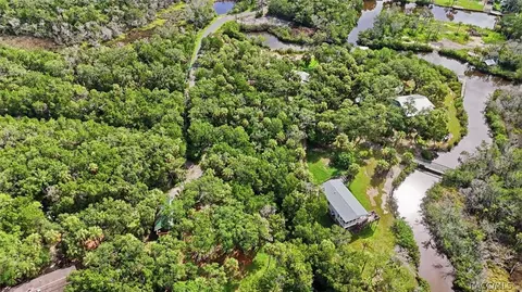 1114 S Urchin Pt, Crystal River, FL 34429 photo 7