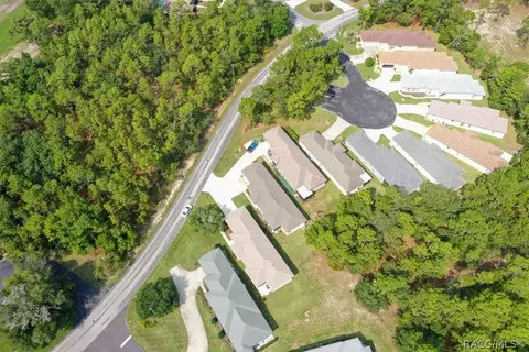 24 Beech St, Homosassa, FL 34446