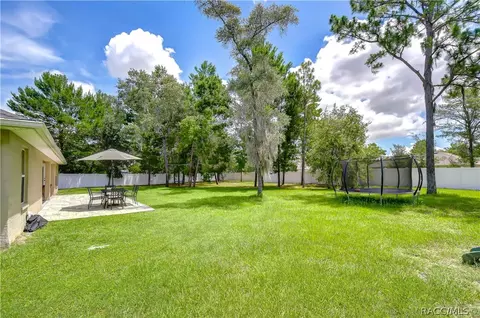 Exterior - 3358 Ponytail Ct, Spring Hill, FL 34609 photo 9 of 12