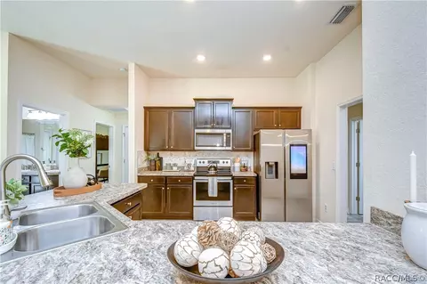 Kitchen - 3358 Ponytail Ct, Spring Hill, FL 34609 photo 2 of 3