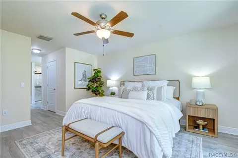 Bedroom - 3358 Ponytail Ct, Spring Hill, FL 34609 photo 2 of 5