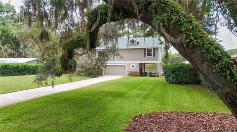 6610 S Merleing Loop, Floral City, FL 34436