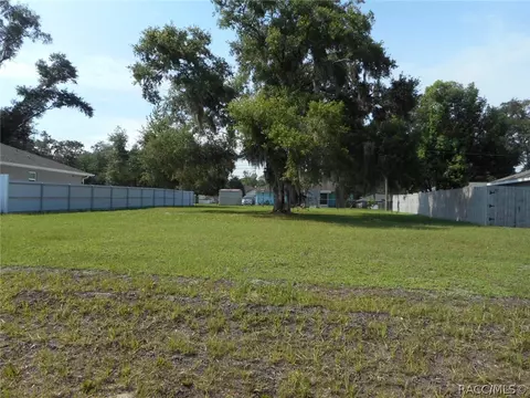 L 5 SW 115 Place, Dunnellon, FL 34432