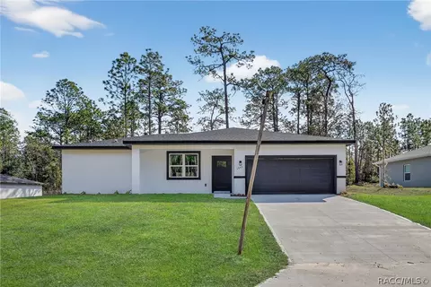 7945 N Janeaux Dr, Dunnellon, FL 34434